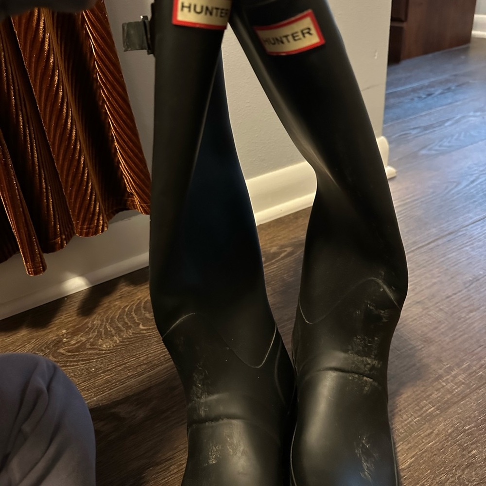 Hunter Classic Black Waterproof Boots - Picture 5 of 5